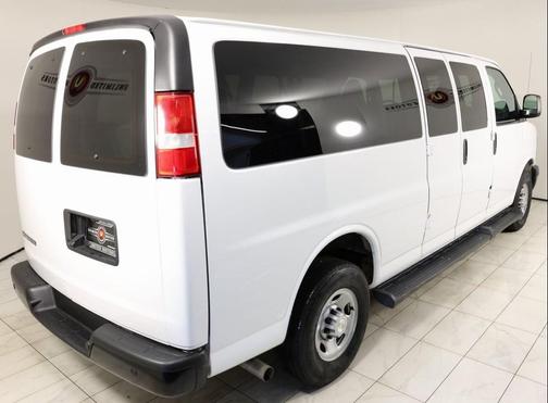 2022 Chevrolet Express 3500 RWD 3500 Extended Wheelbase LS