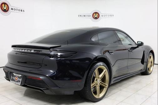 2020 Porsche Taycan Turbo S