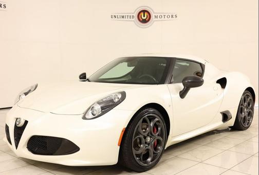 2015 Alfa Romeo 4C Base