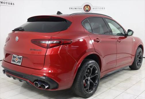 2020 Alfa Romeo Stelvio Quadrifoglio