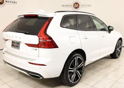 2020 Volvo XC60 Recharge Plug-In Hybrid T8 R-Design