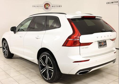2020 Volvo XC60 Recharge Plug-In Hybrid T8 R-Design