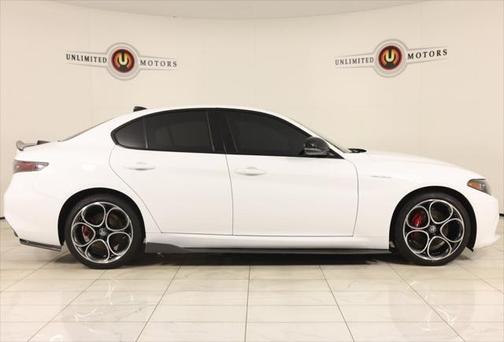 2024 Alfa Romeo Giulia Veloce AWD