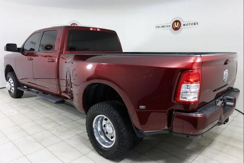 2020 RAM 3500 Big Horn Crew Cab 4x4 8' Box