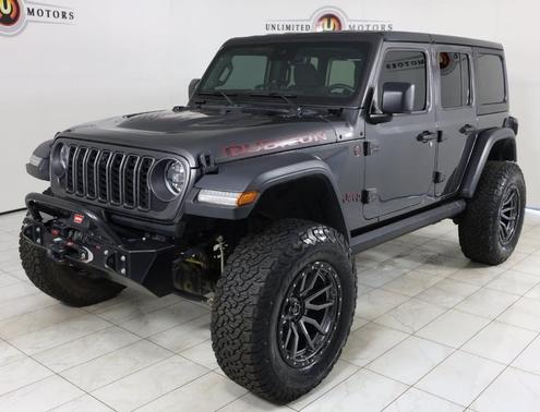 Granite Crystal Metallic Clearcoat 2024 Jeep Wrangler Rubicon