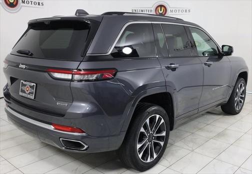 2022 Jeep Grand Cherokee Overland