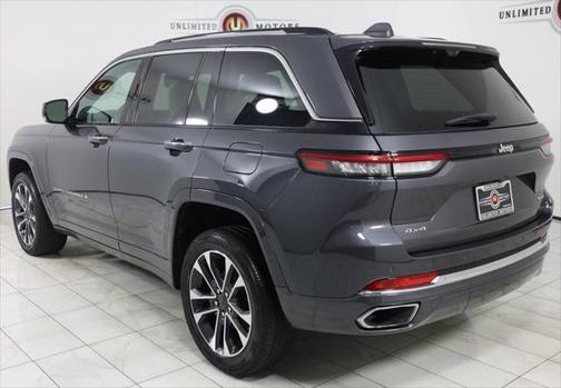 2022 Jeep Grand Cherokee Overland