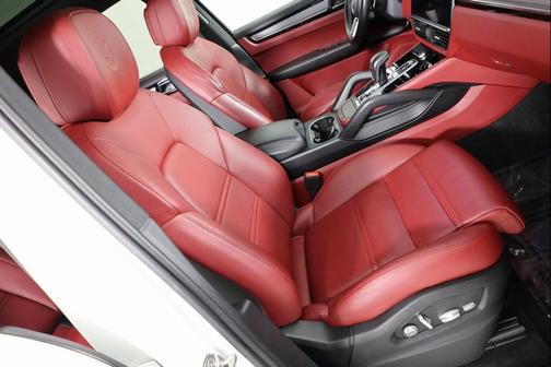 2020 Porsche Cayenne Cayenne E-Hybrid