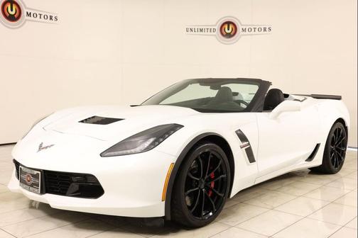 Arctic White 2019 Chevrolet Corvette Grand Sport