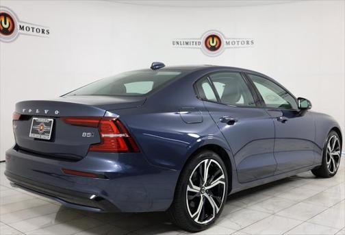 2025 Volvo S60 B5 Core