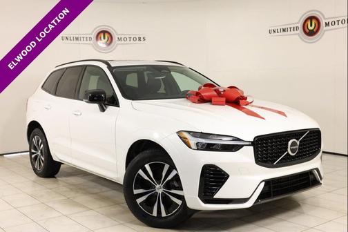 2024 Volvo XC60 Recharge Plug-In Hybrid T8 Core Dark Theme