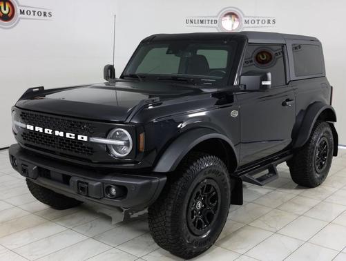 Shadow Black 2023 Ford Bronco Wildtrak