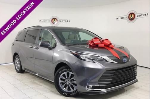 2023 Toyota Sienna XLE