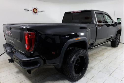 Onyx Black 2022 GMC Sierra 3500 Denali