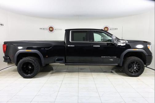 Onyx Black 2022 GMC Sierra 3500 Denali