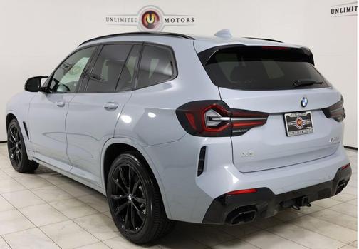 2023 BMW X3 M40i
