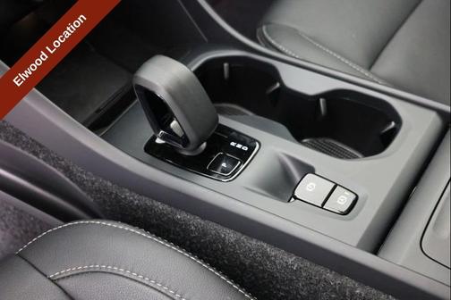 Blue 2025 Volvo XC40 Core Bright Theme