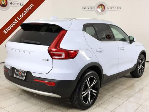 Blue 2025 Volvo XC40 Core Bright Theme