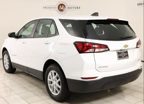 2022 Chevrolet Equinox LS