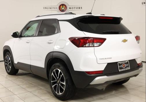 Summit White 2024 Chevrolet Trailblazer LT