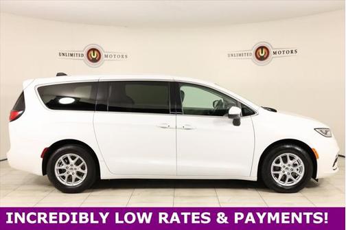 2023 Chrysler Pacifica Touring L