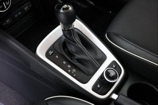 2022 Hyundai VENUE Limited