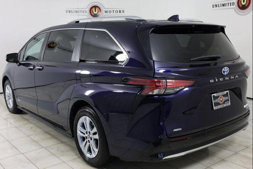 2021 Toyota Sienna Platinum