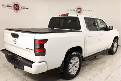 2023 Nissan Frontier SV