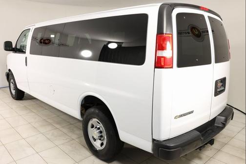 2023 Chevrolet Express 3500 RWD 3500 Extended Wheelbase LS