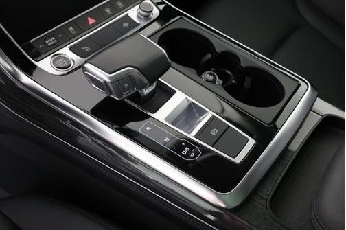 2024 Audi Q7 55 Premium Plus
