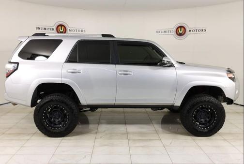 Classic Silver Metallic 2021 Toyota 4Runner SR5 Premium
