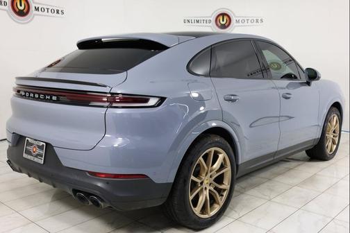 2024 Porsche Cayenne 