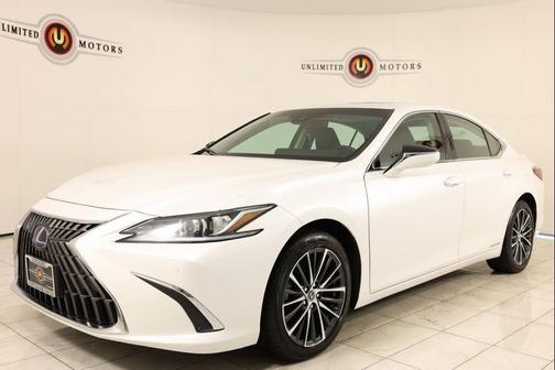 2022 Lexus ES 300h Base