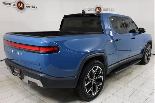 2022 Rivian R1T Adventure