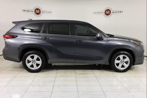 2023 Toyota Highlander LE