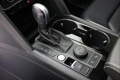 Deep Black Pearl 2023 Volkswagen Atlas 3.6L SEL Premium
