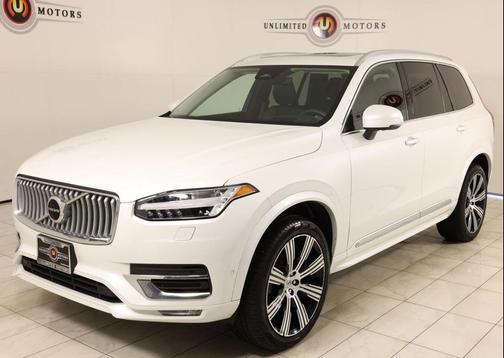 Crystal White Metallic 2023 Volvo XC90 B6 Ultimate 6-Seater