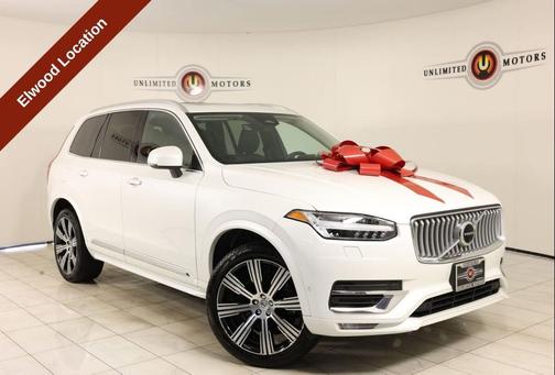 Crystal White Metallic 2023 Volvo XC90 B6 Ultimate 6-Seater