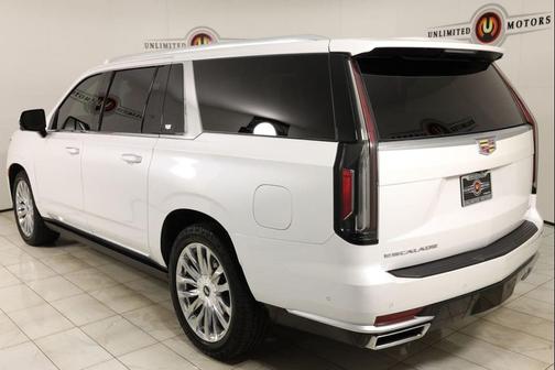 Crystal White Tricoat 2022 Cadillac Escalade ESV Premium Luxury