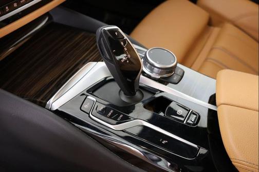 2023 BMW 540 i xDrive