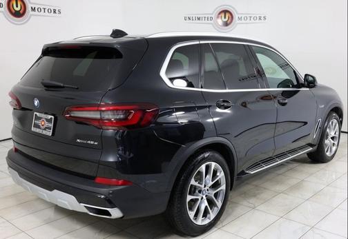 2022 BMW X5 PHEV xDrive45e