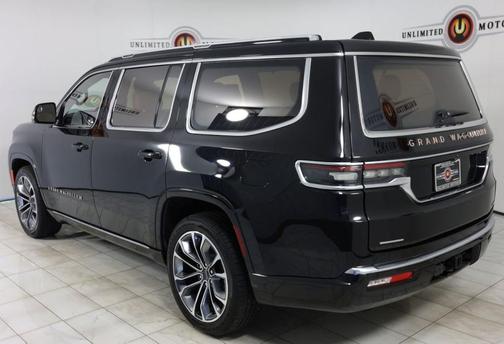 Diamond Black Crystal Pearlcoat 2023 Jeep Grand Wagoneer Series III 4x4