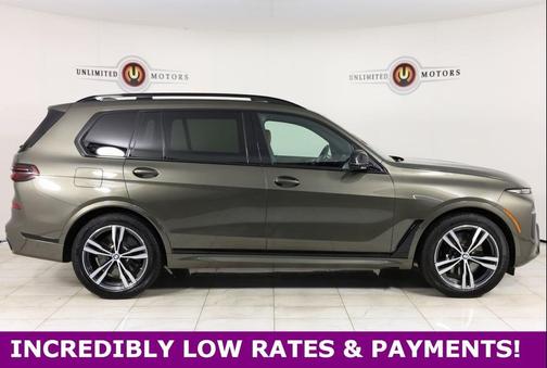 2023 BMW X7 M60i