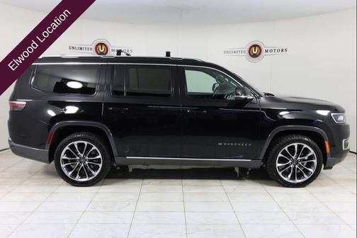 Diamond Black Crystal Pearlcoat 2022 Jeep Wagoneer Series III 4x4
