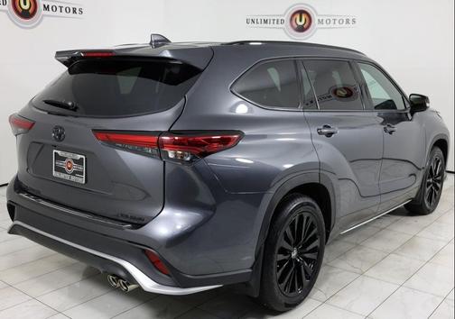 2023 Toyota Highlander XSE