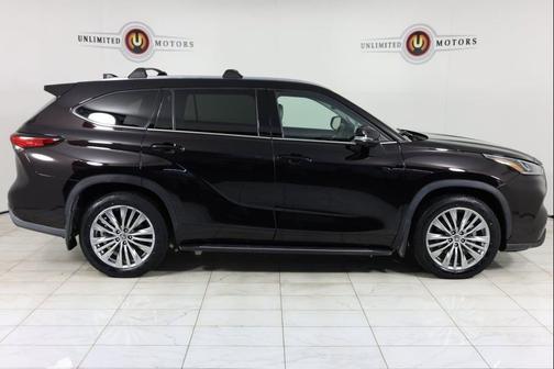 2022 Toyota Highlander Platinum