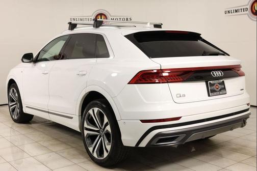 Carrara White 2022 Audi Q8 55 Premium Plus