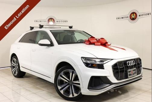 Carrara White 2022 Audi Q8 55 Premium Plus