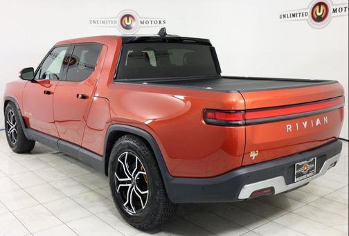2023 Rivian R1T Adventure Quad Motor Large Pack