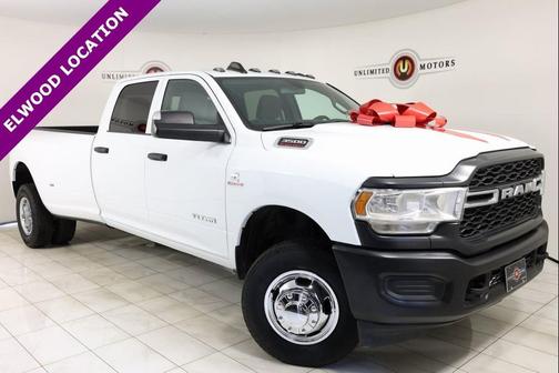 2022 RAM 3500 Tradesman Crew Cab 4x4 8' Box
